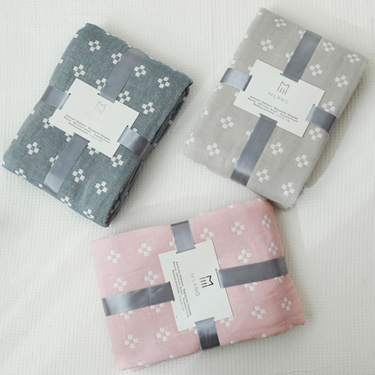 Minimalist Cross Floral Gauze Blanket