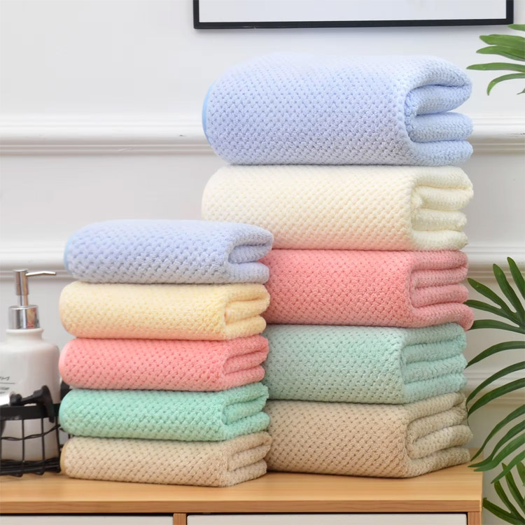 Bulk Premium Pineapple Towel Set